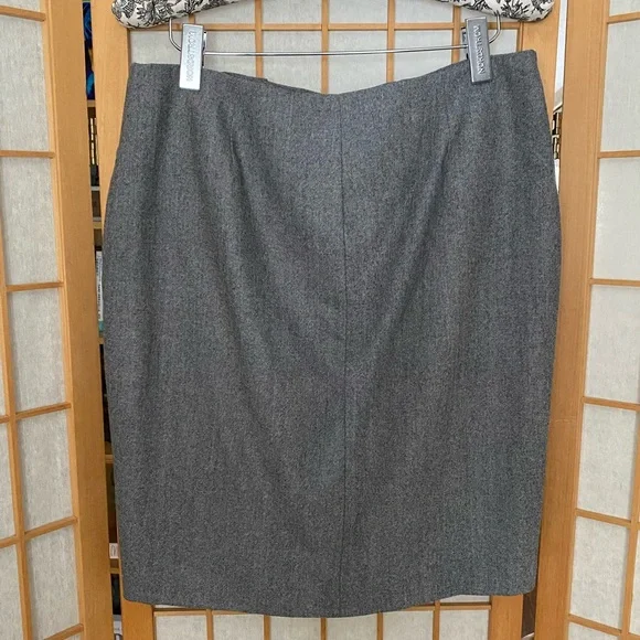 Banana Republic Grey Wool Front Full Zip Ruffle Detail Skirt SZ 10 - Picture 6 of 9